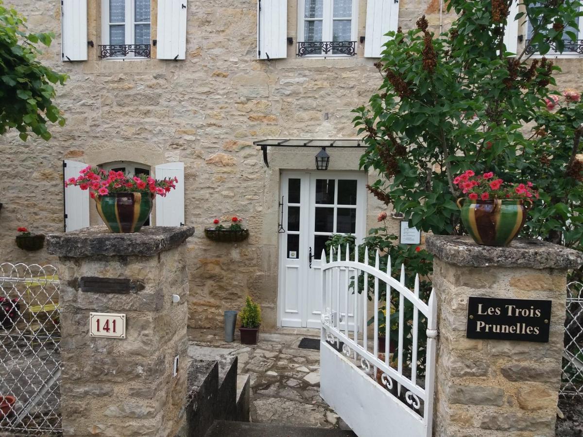 Les Trois Prunelles Saint-Pierre-Toirac エクステリア 写真