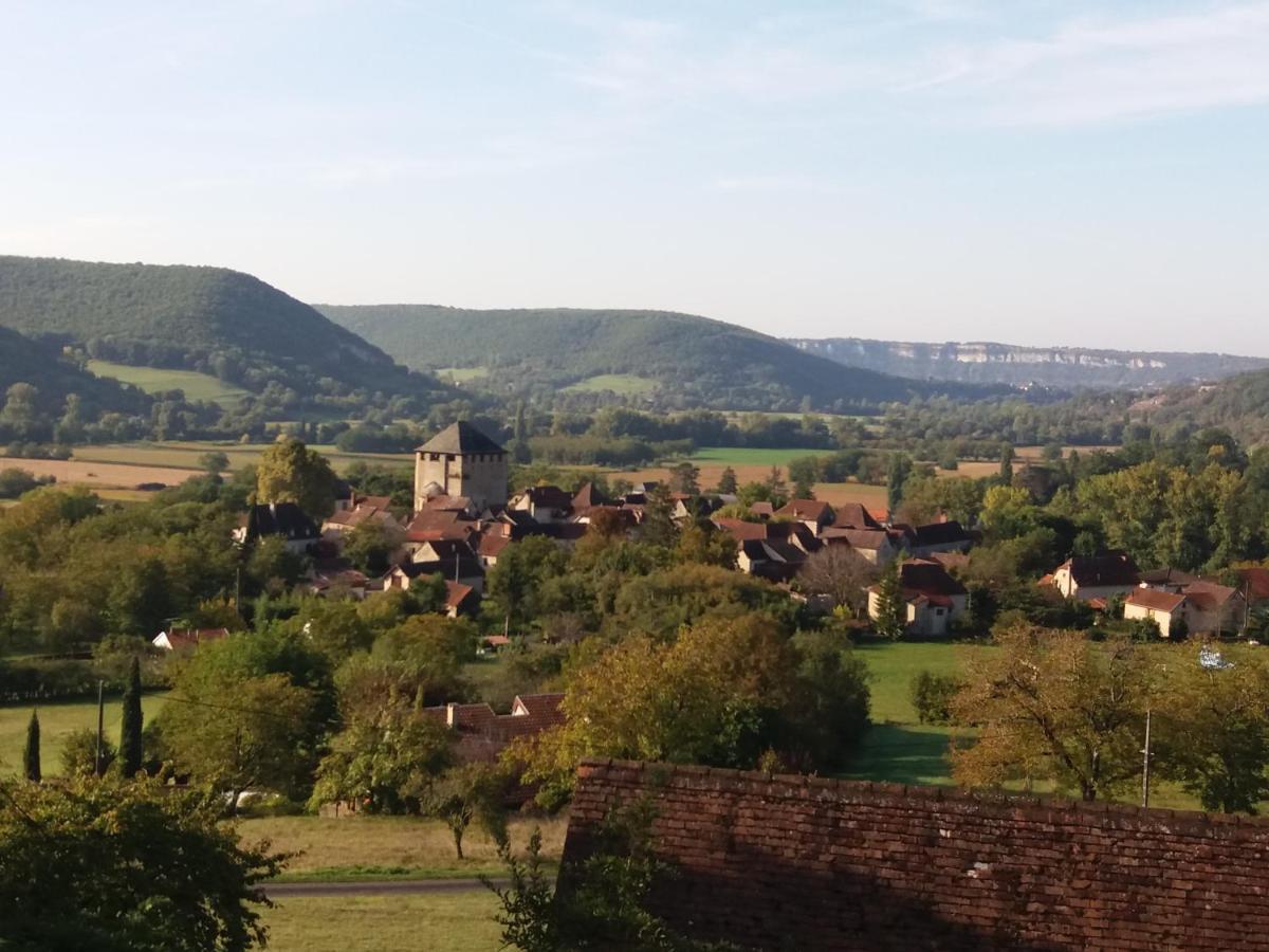 Les Trois Prunelles Saint-Pierre-Toirac エクステリア 写真