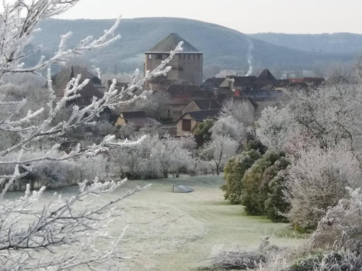 Les Trois Prunelles Saint-Pierre-Toirac エクステリア 写真